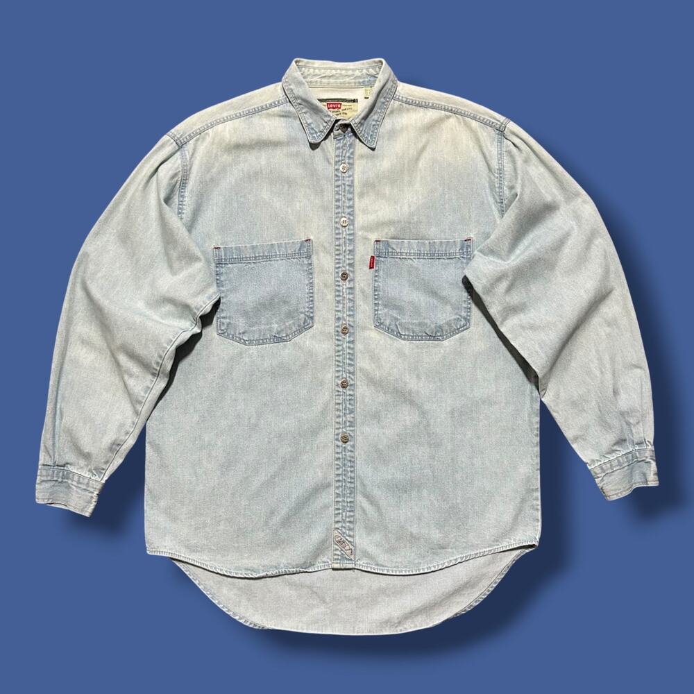 Vintage Levis Denim Shirt Long Sleeve Button Up Faded Blue 90s y2k Medium Indigo
